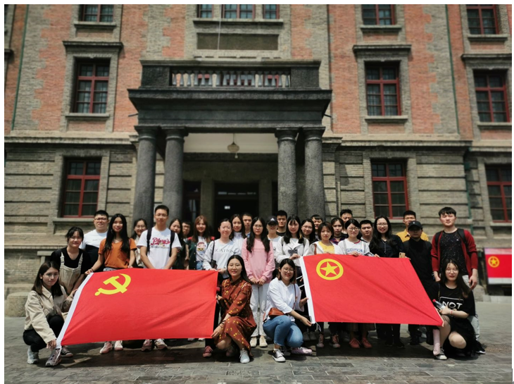 1557810025126042969.png 研究生支部北大红楼1.png