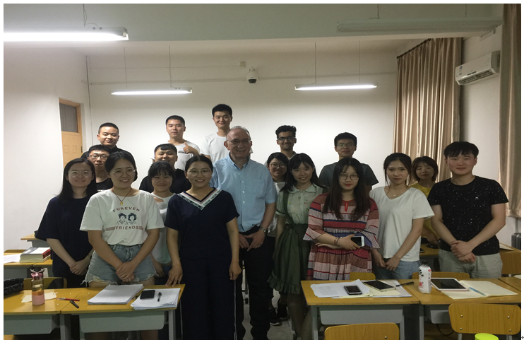 1560299545413023973.png 外教课程1.png